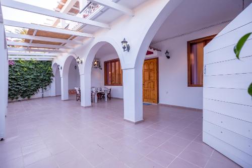 alikes alykes to konaki Zakynthos